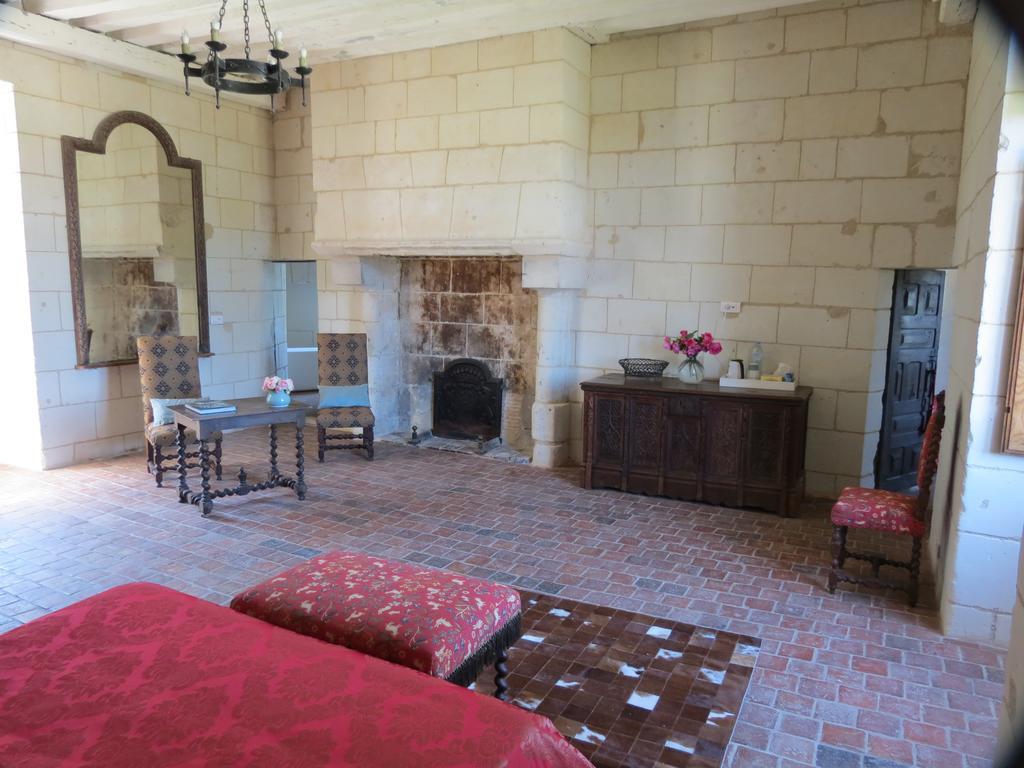 Le Chatelet Thilouze الغرفة الصورة